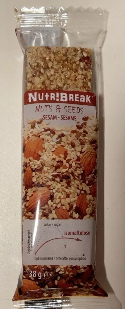 Nuts and seeds sesam