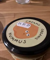 Organic creamy hummus