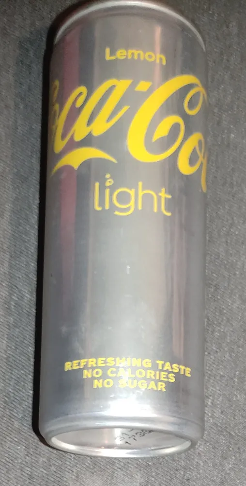 Coca cola lemon Light