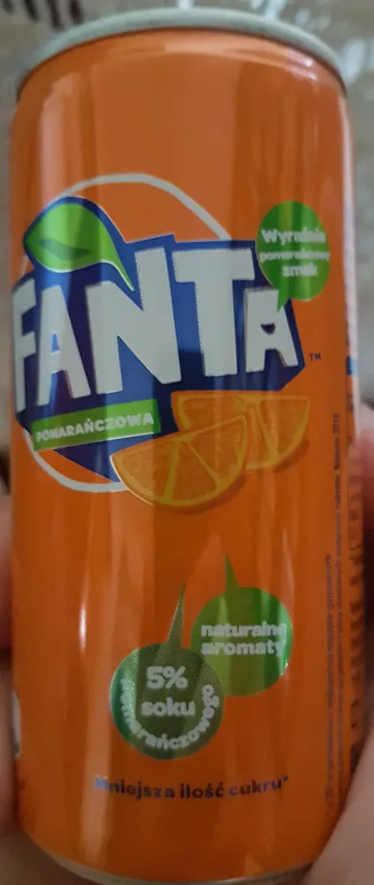 Napój gazowany o smaku pomarańczowym