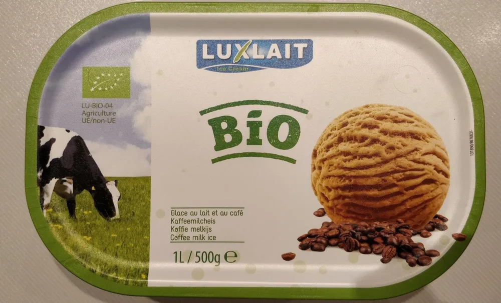Glace au lait et au café