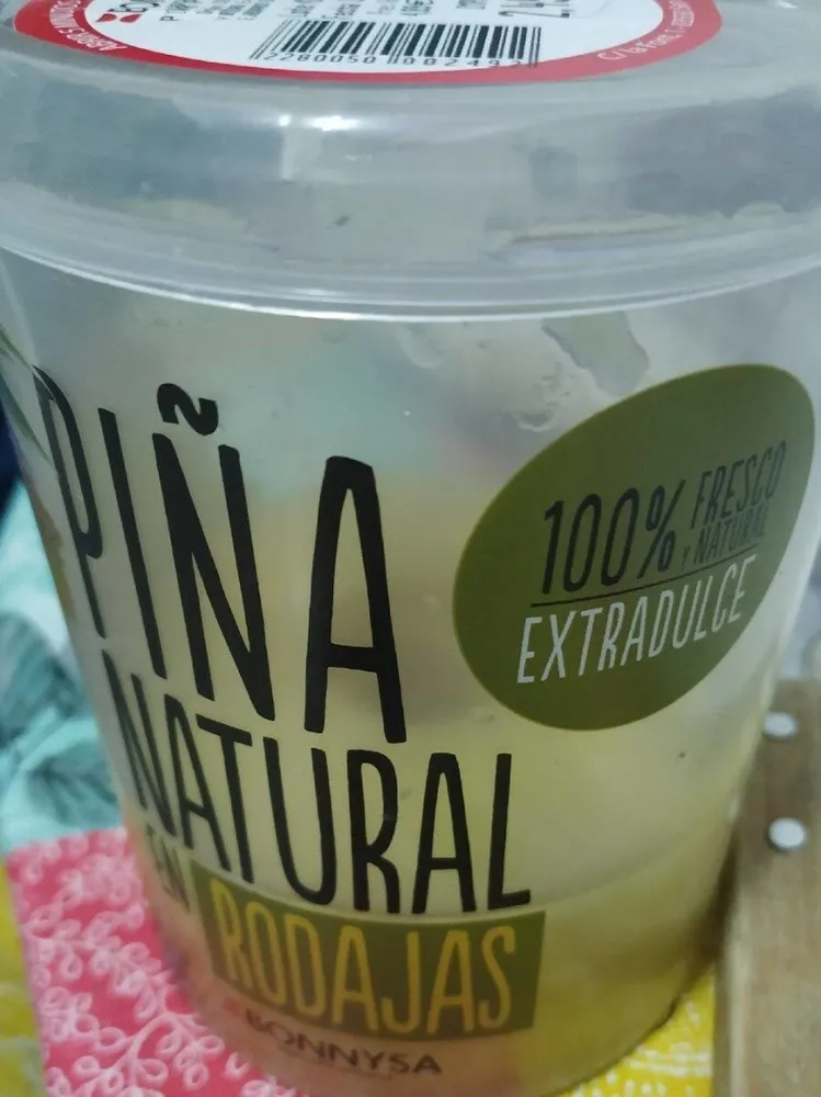 Piña natural en rodajas