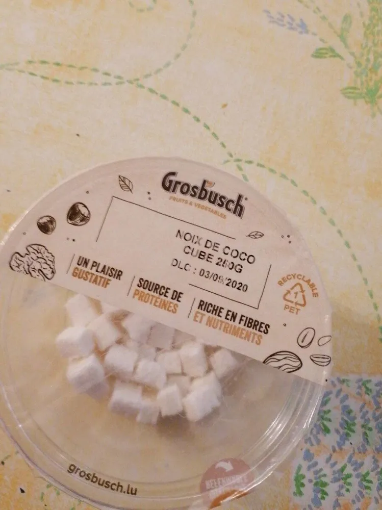 Noix de coco cube