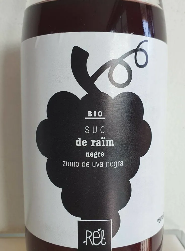 Suc de raïm / Zumo de uva negra