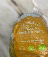Pão espelta integral com curcuma e pimenta preta