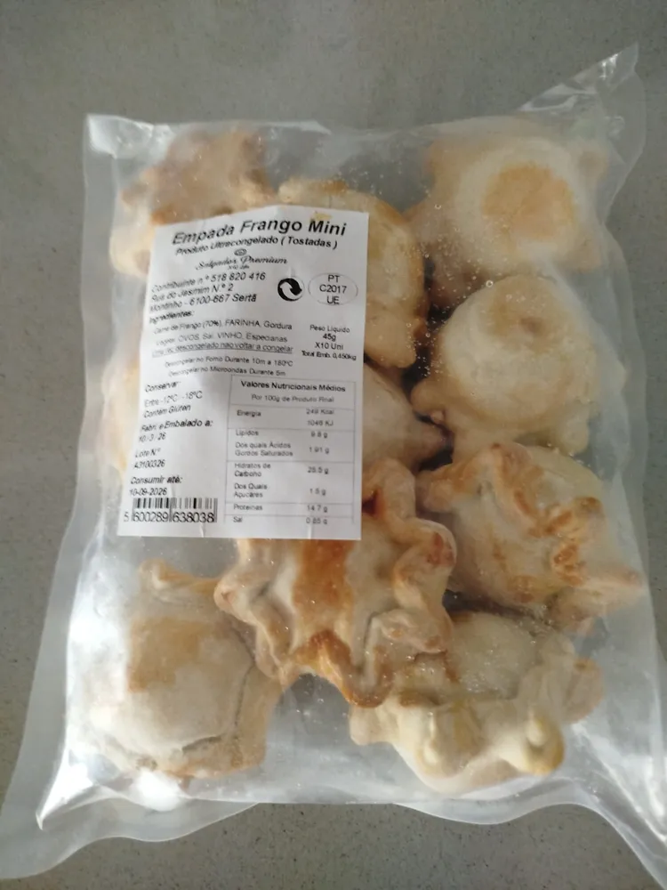 Empadas Frango Mini