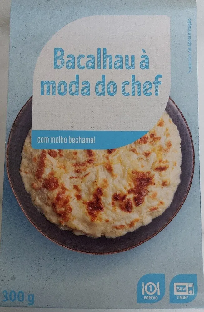 Bacalhau à moda do chef com molho bechamel