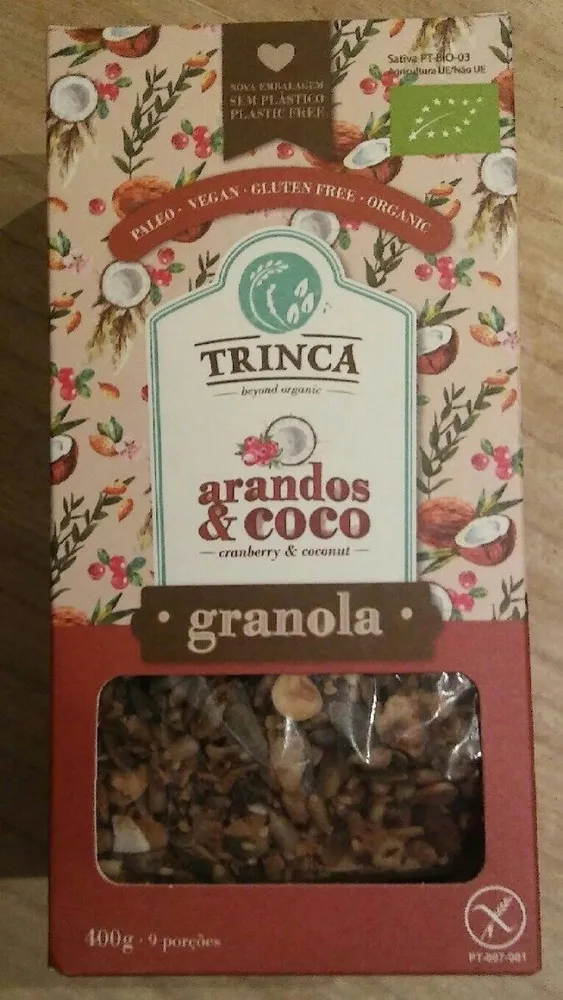 Granola arándonos y coco