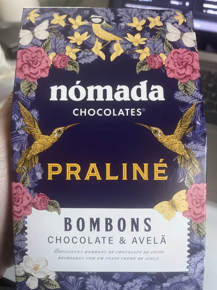 Bombons De Chocolate Pralines Com Recheio De Avelã
