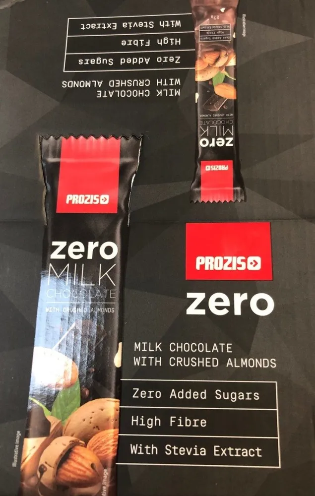 Zero milk chocolate with crushed almonds