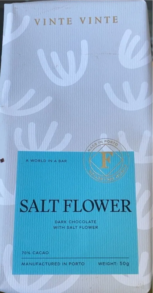 Dark choclate with salt flower