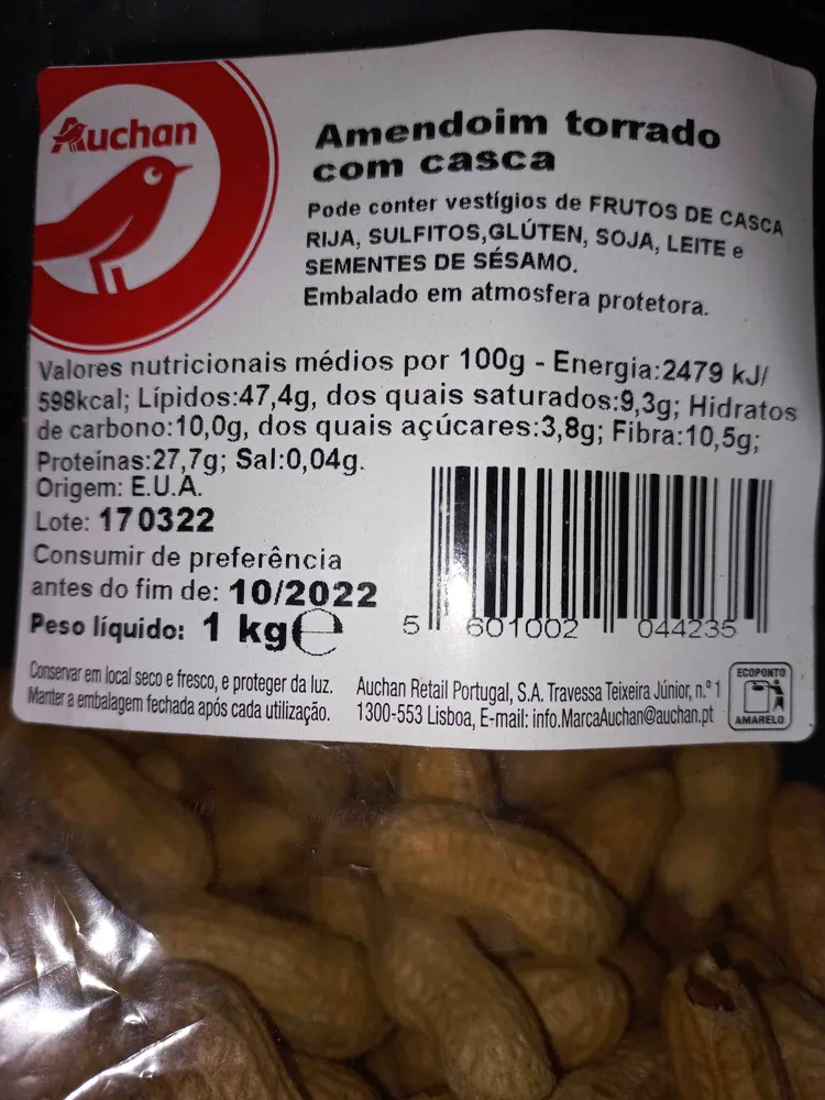 Amendoim torrado com casca