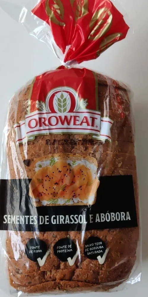 Pão de forna com farinha de trigo integral e sementes
