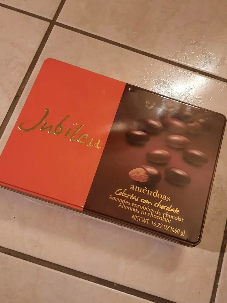 Amandes enrobées de chocolat