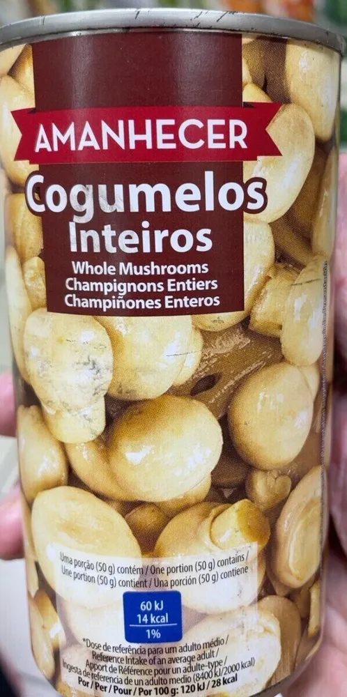 Cogumelos inteiros
