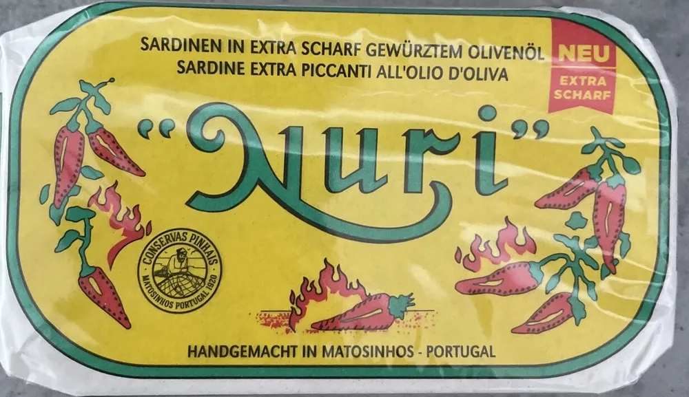 Sardinen in extra scharf gewürztem Olivenöl
