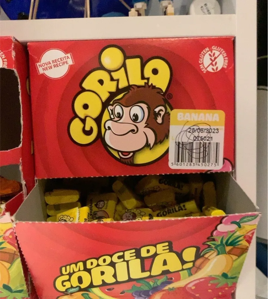 Chewing gum gorilla