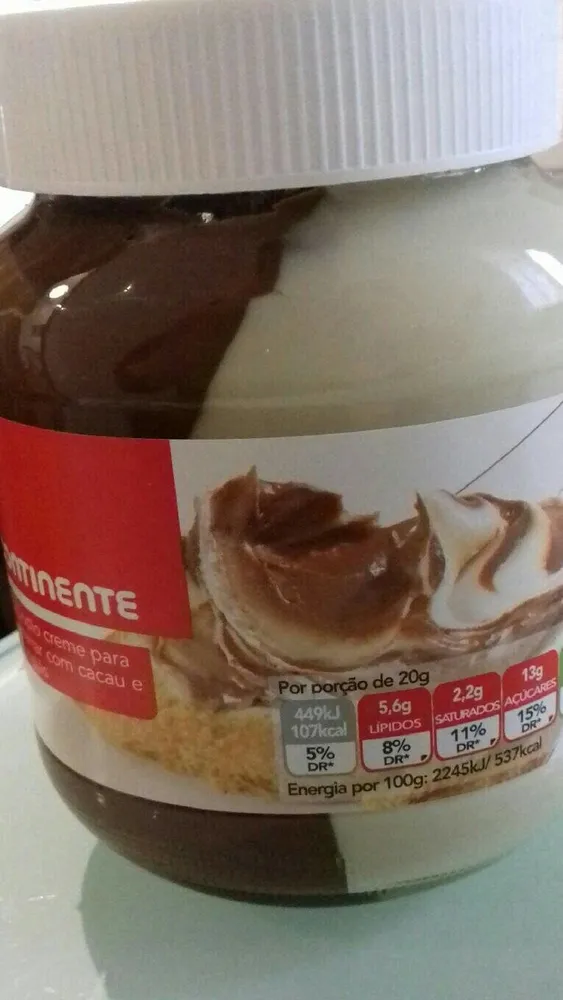 Duplo creme para barrar com cacau e avelãs