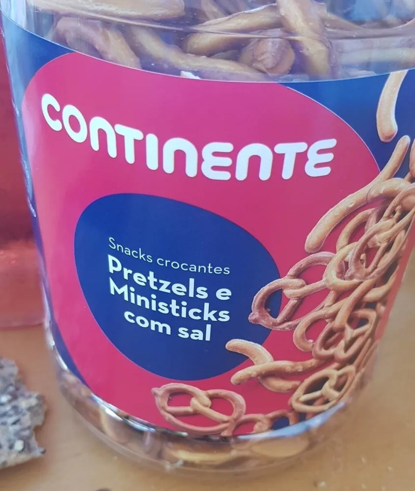 Pretzels e Ministicks com sal