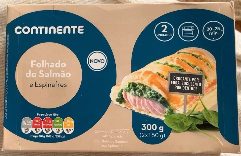 Folhado de Salmão e Espinafres
