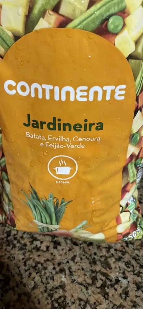 Jardineira Batata, Ervilha, Cenoura e Feijão-Verde