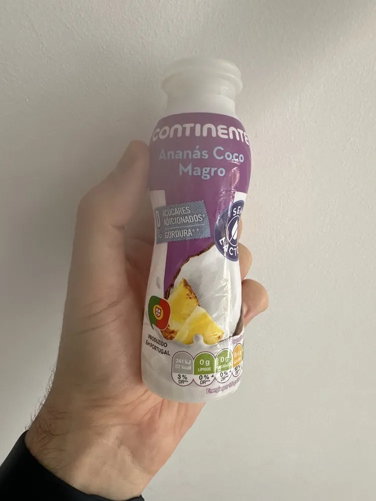 Iogurte magro sem lactose Ananás e Coco
