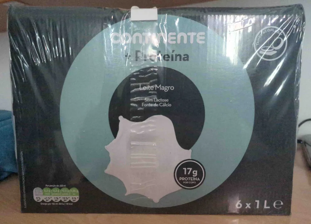 Leite magro UHT, sem lactose, alto teor em proteína