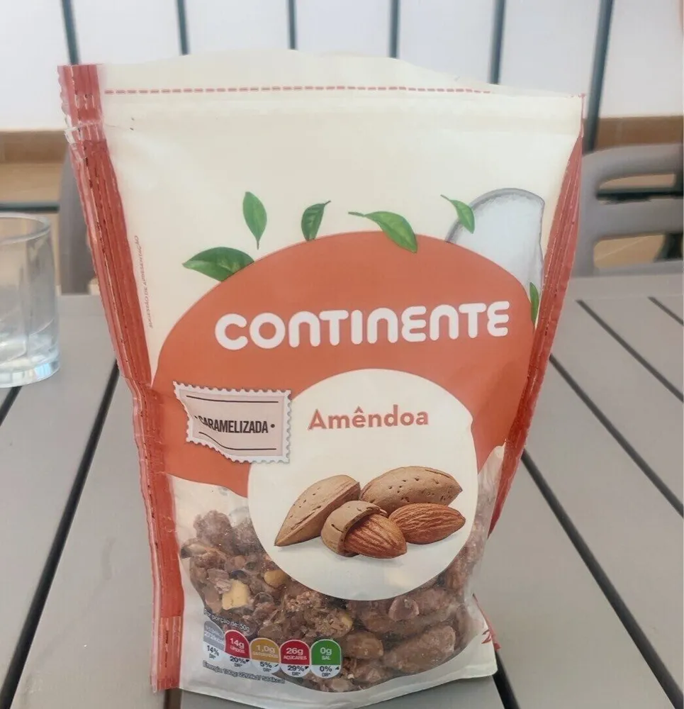 Amendoa caramelizada
