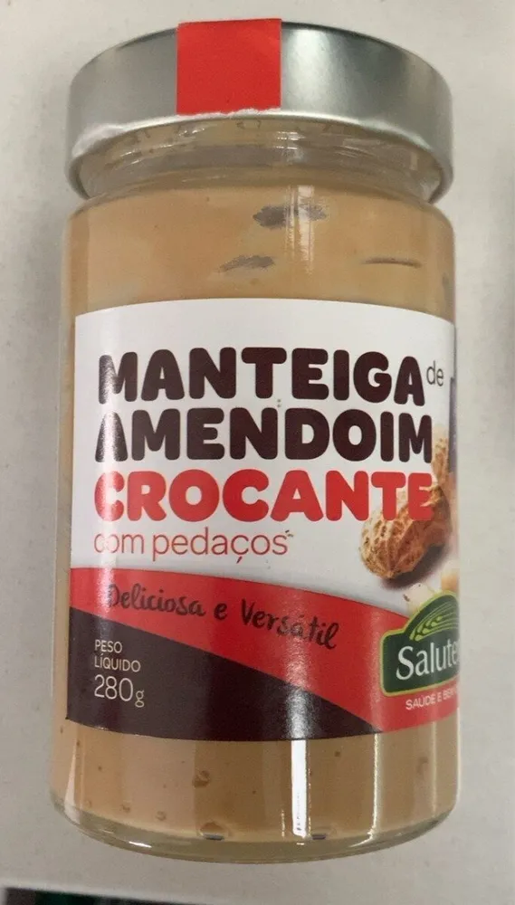 Manteiga de amendoim crocante com pedaços