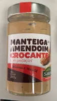 Manteiga de amendoim crocante com pedaços