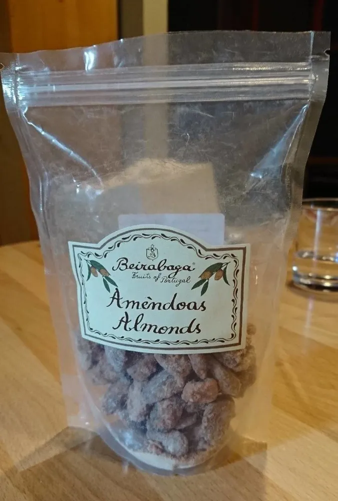 Amèndoas Almonds