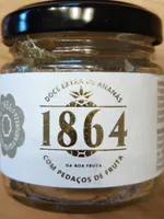 Doce extra de ananás com pedaços de fruta