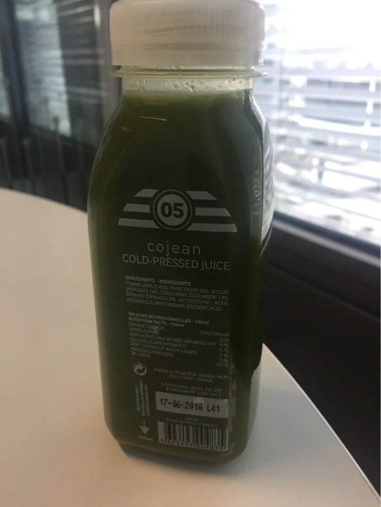 Cold Pressed Juice 05