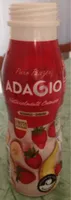 Iogurte liquido com banana e morango