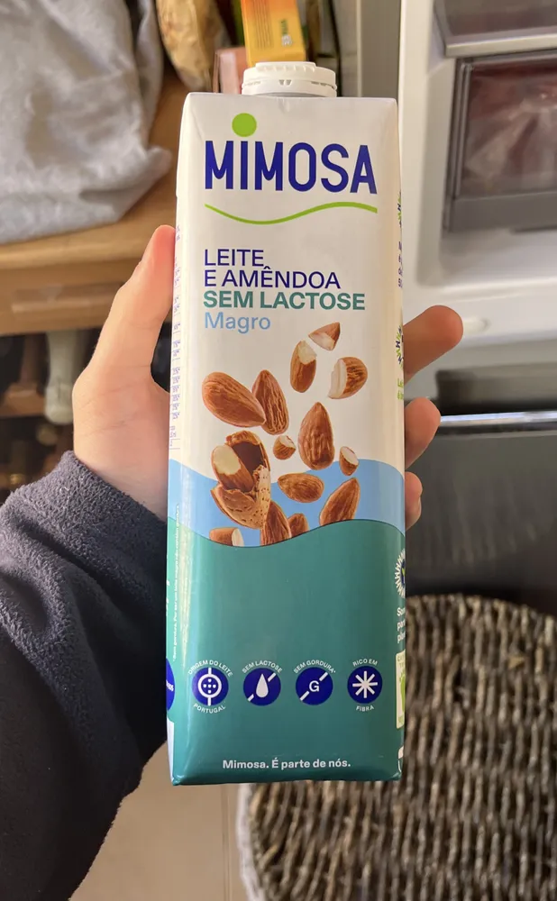 Leite e Amêndoa