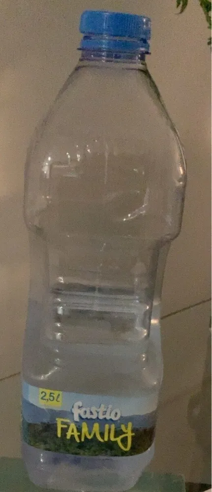 Agua embotellada FASTIO