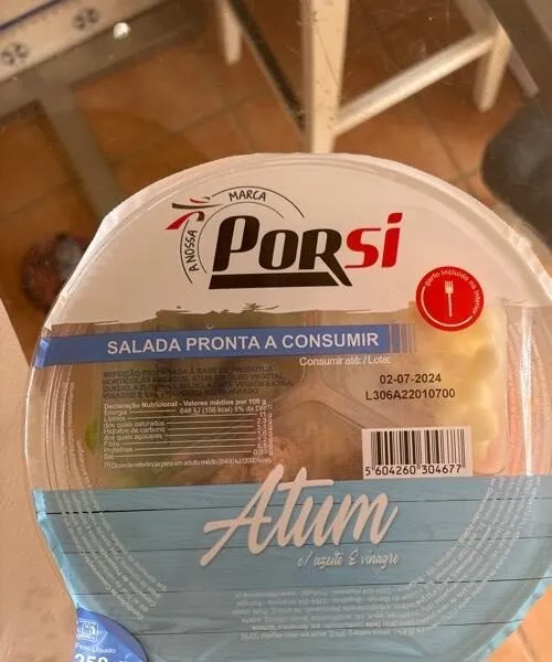 Salada pronta de atum