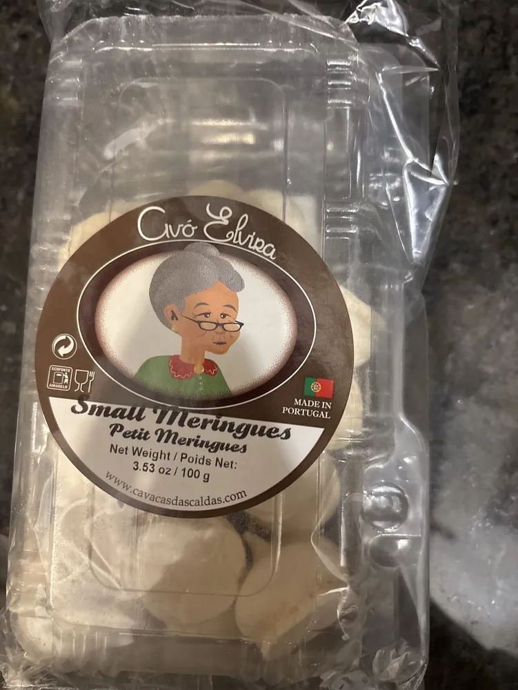 Small meringues