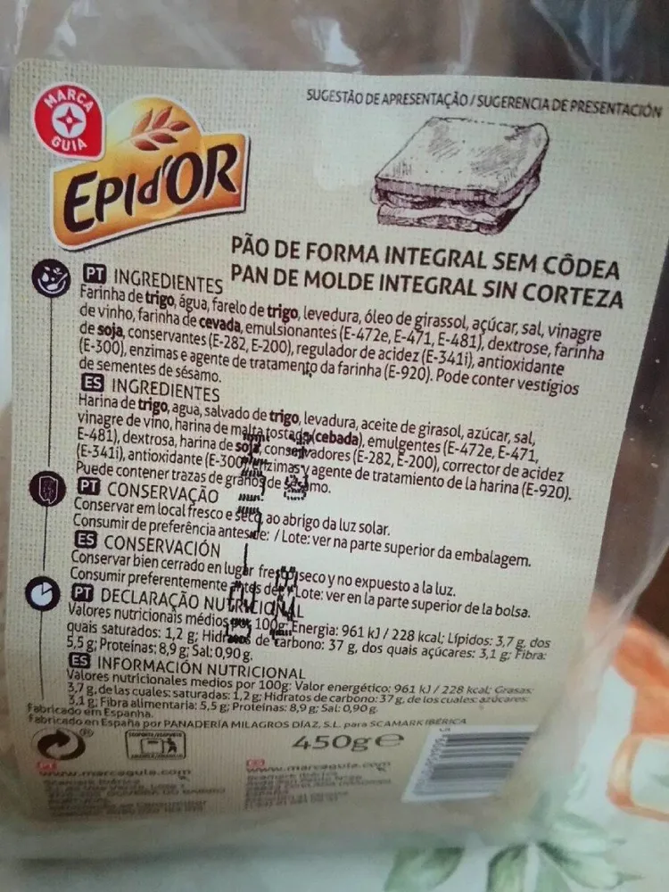Pão de forma integral sem côdea