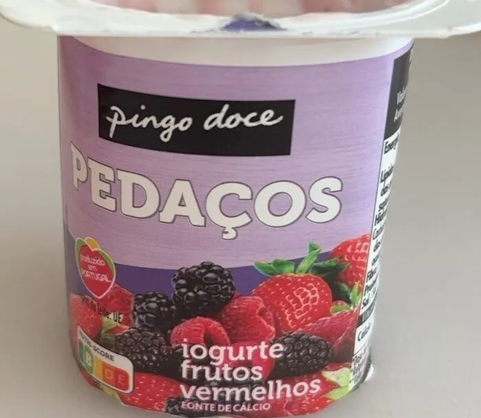 Iogurte Frutos Vermelhos Pedaços