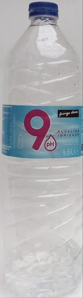 Água alcalina
