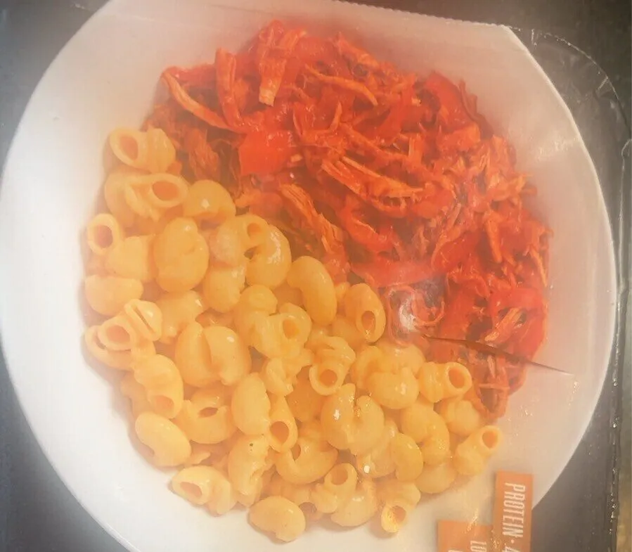 Spicy Pulled Pork With Mac And Cheese