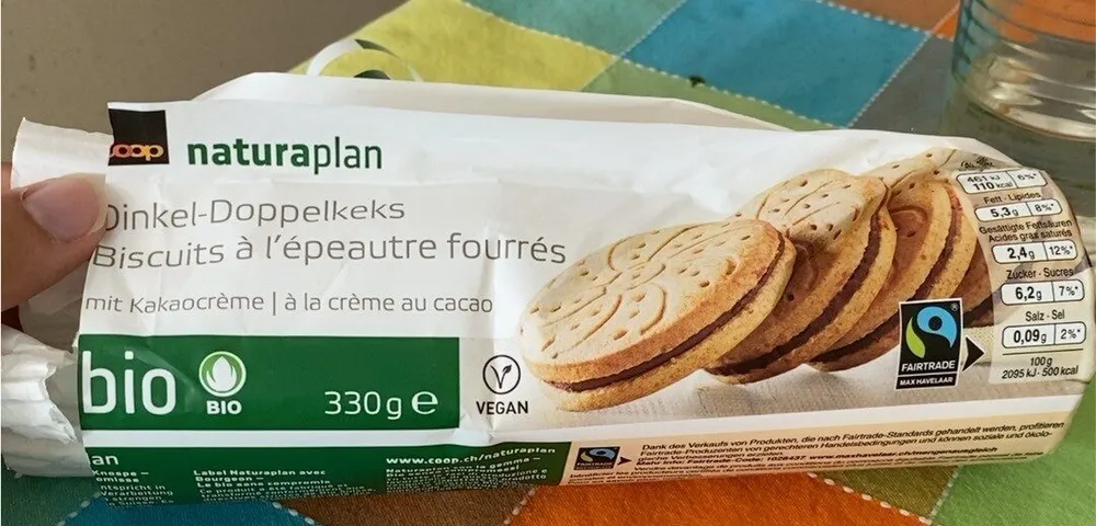 Biscuits a l’epautre fourrés