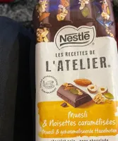 Muesli et noisettes caramélisées