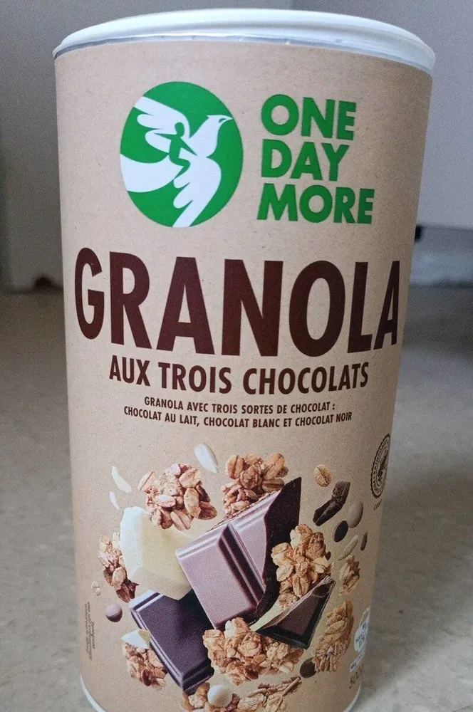 Granola aux trois chocolats
