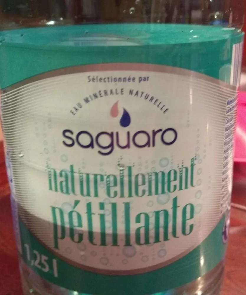Eau minérale pétillante
