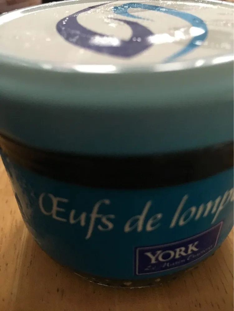 Oeuf de lompe noirs
