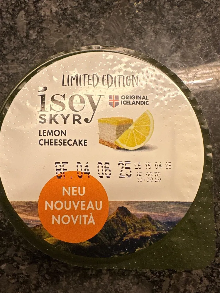 Sky Lemon Cheesecake