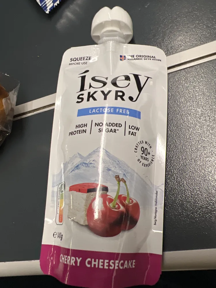 Cherry Cheesecake