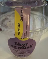 Skyr & Muesli